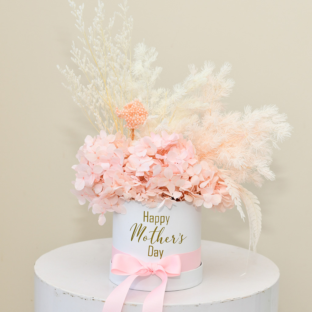 Mini Pink Dried Flowers Mothers Day Special Edition